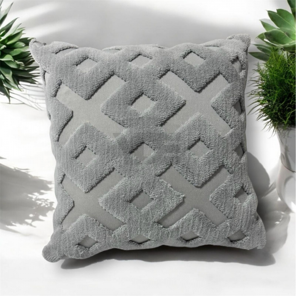 Punch işlemeli dekoratif kırlent kılıfı – Gizli fermuarlı, uzun ömürlü ve şık tasarım