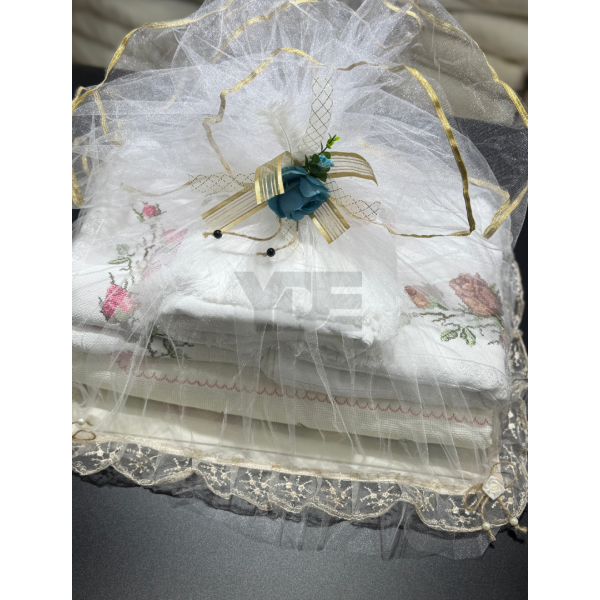 Tüllü çeyiz bohçası – Özel dikim, işlemeli zarif tasarım