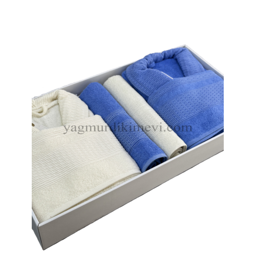  Lüks Aile Bornoz Seti – 2 Bornoz, 2 Büyük Havlu, 2 Baş Havlu, 2 Özel Banyo Sabunu