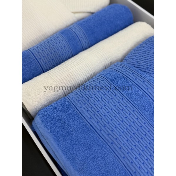  Lüks Aile Bornoz Seti – 2 Bornoz, 2 Büyük Havlu, 2 Baş Havlu, 2 Özel Banyo Sabunu